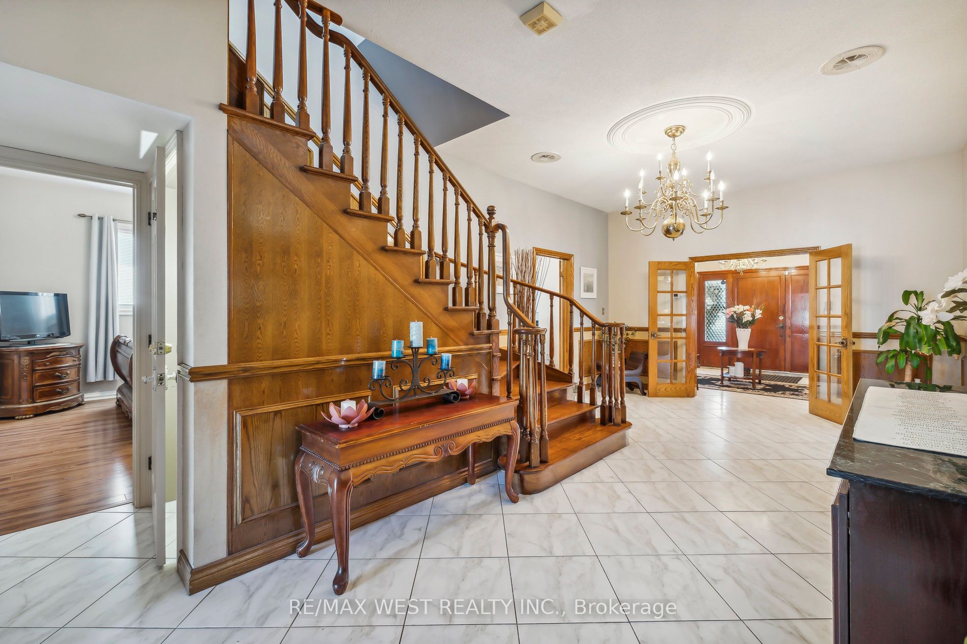 7105 York Drive