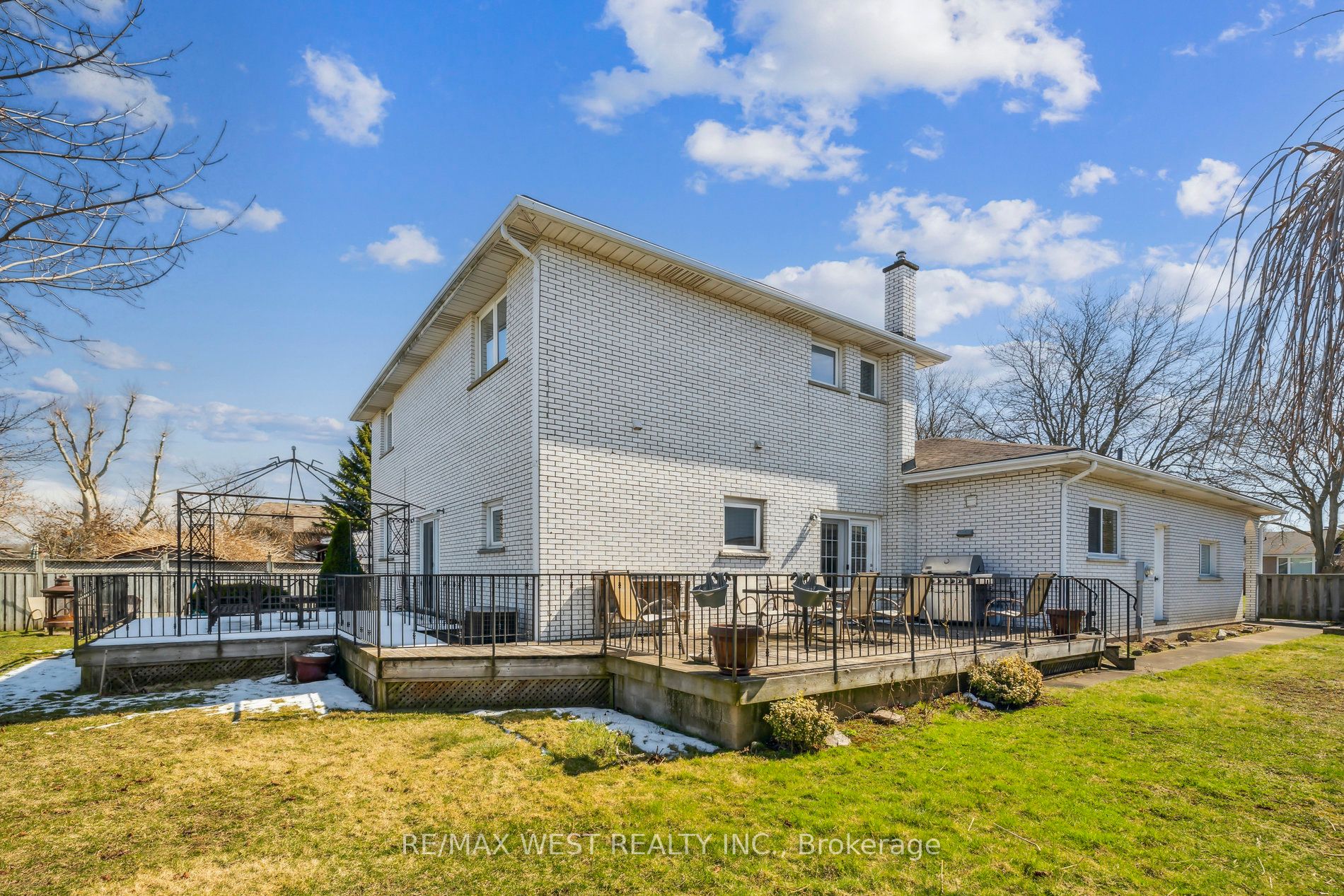 7105 York Drive