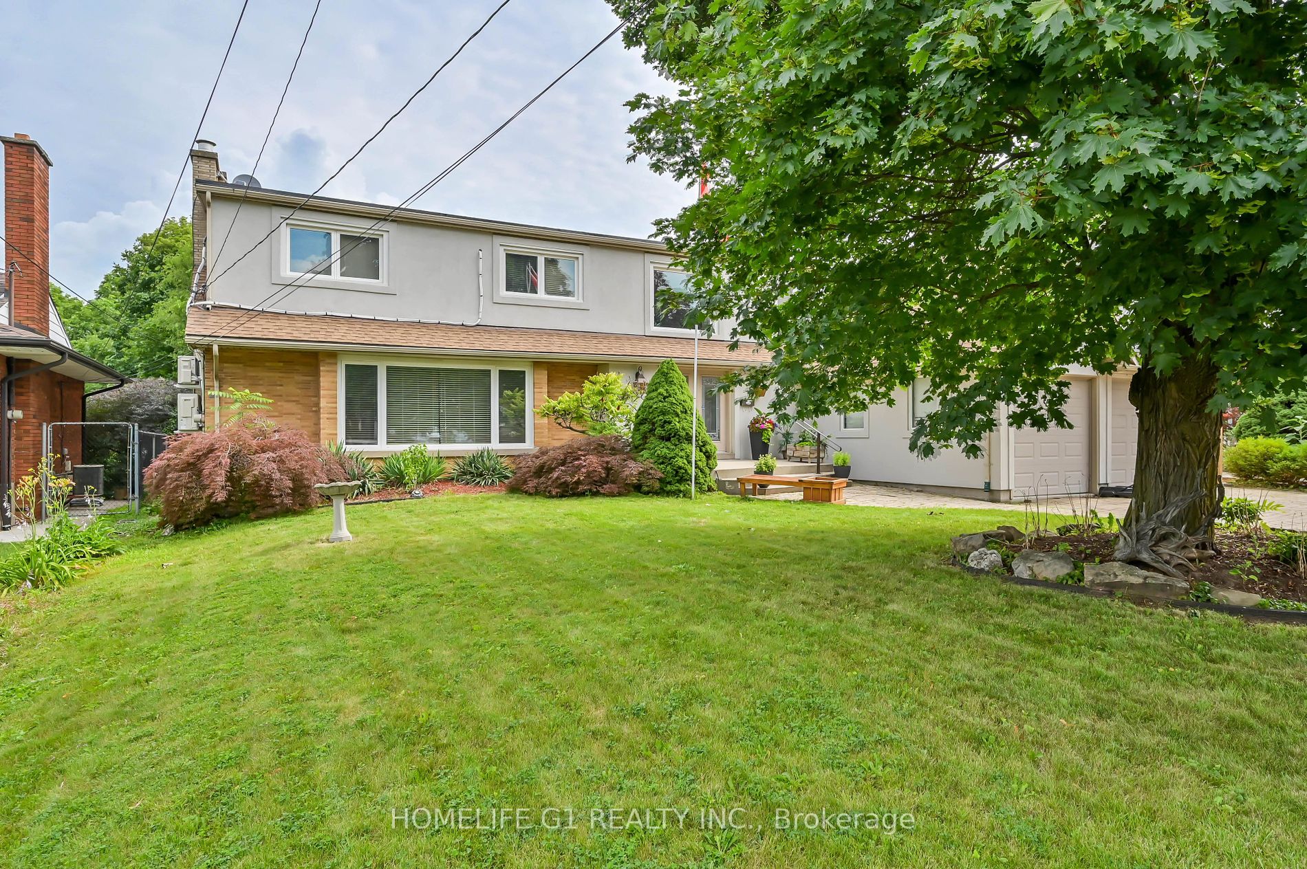 10 Douglas Pl