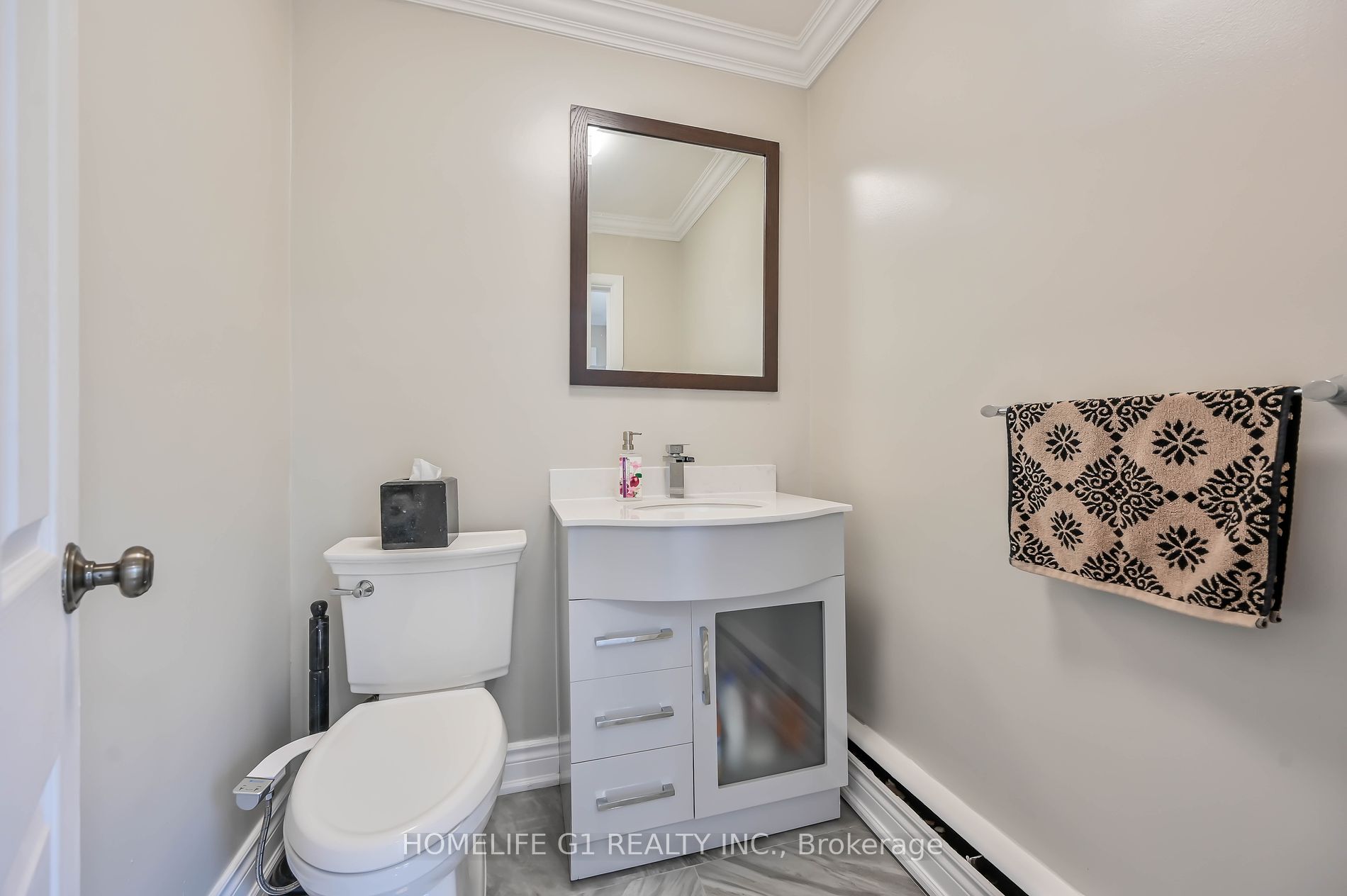 10 Douglas Pl