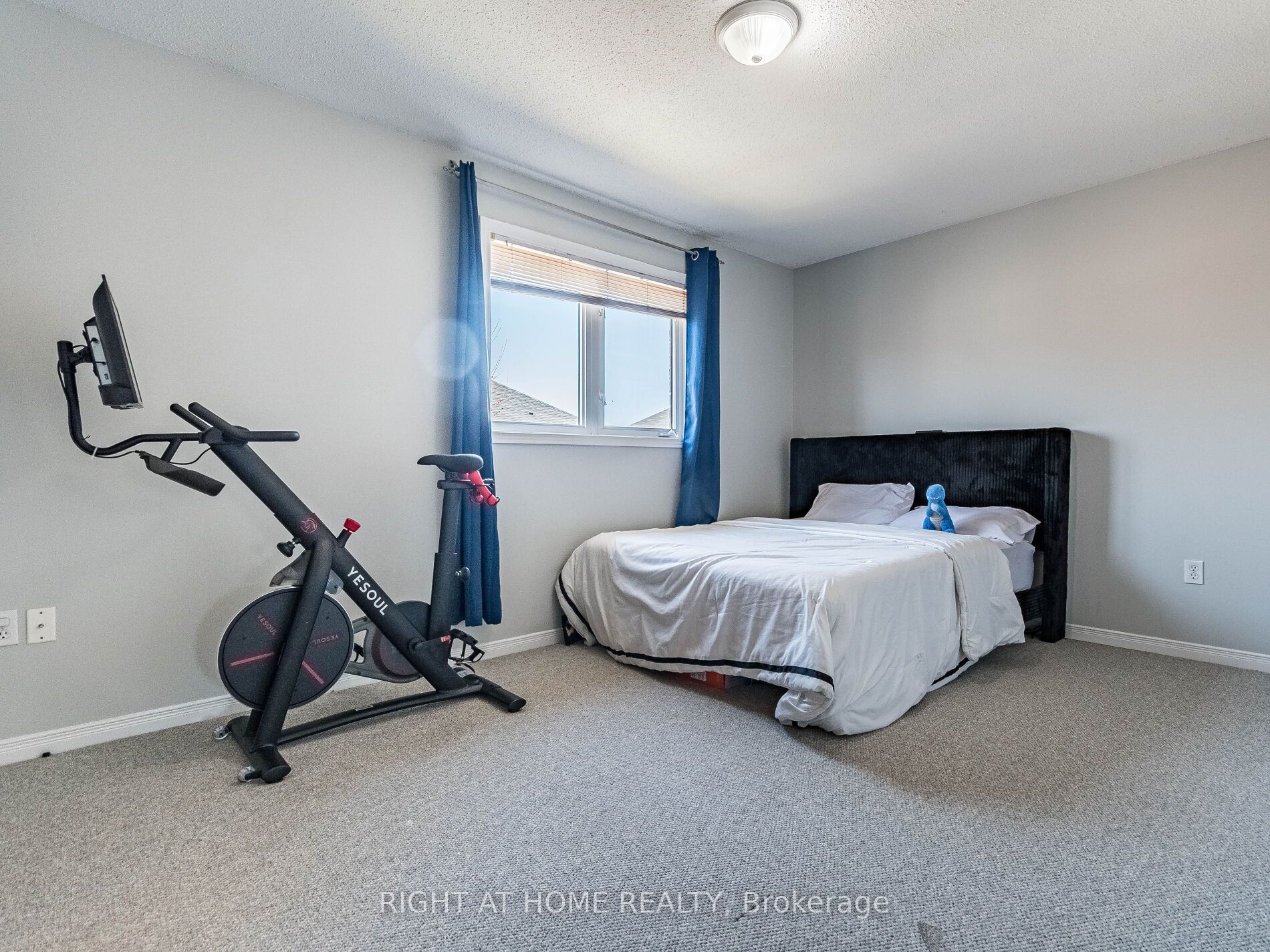 23 Glendarling Crescent