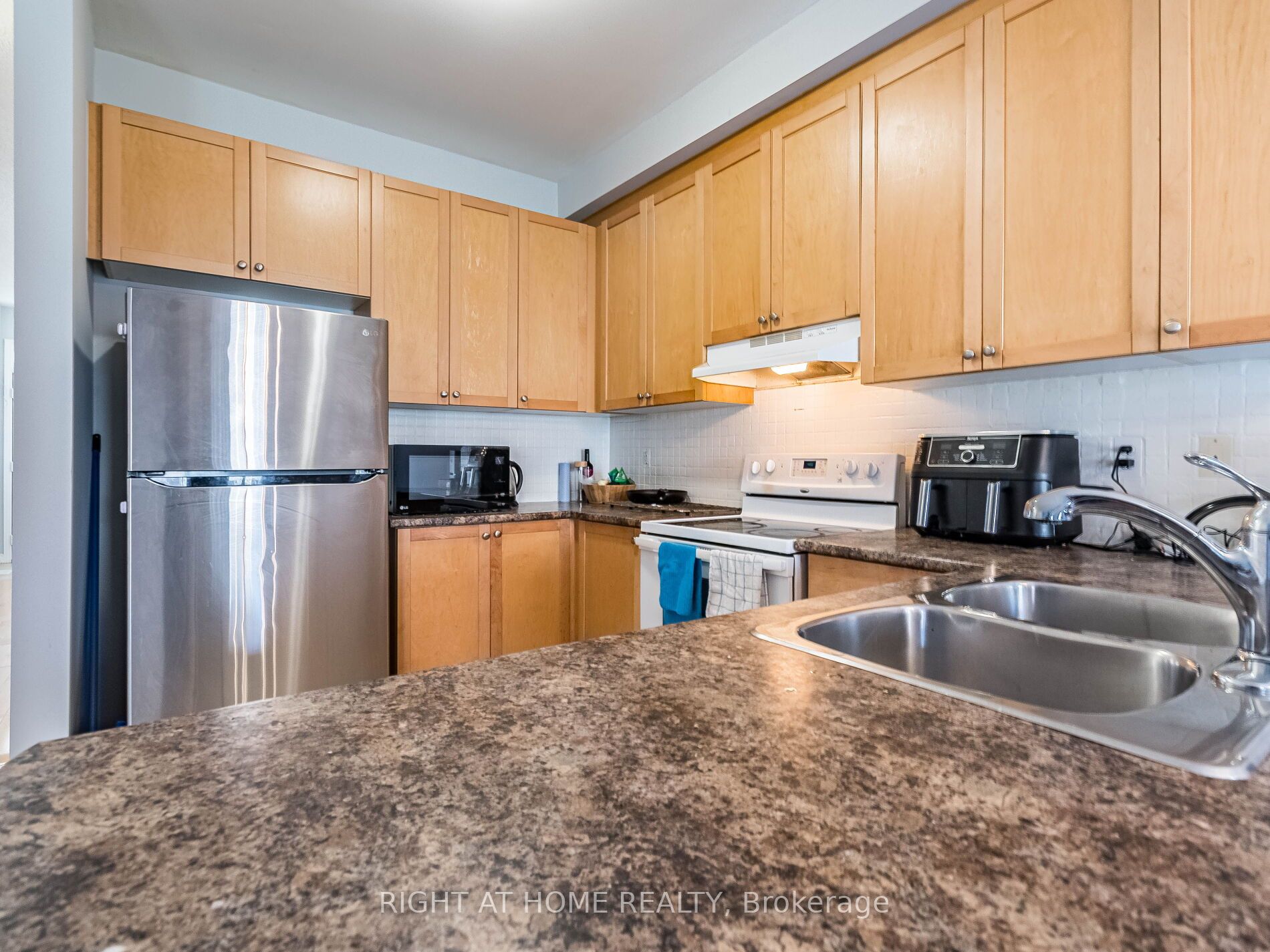 23 Glendarling Crescent