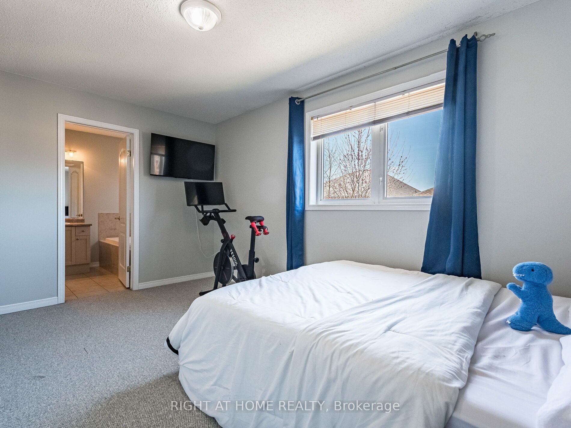23 Glendarling Crescent
