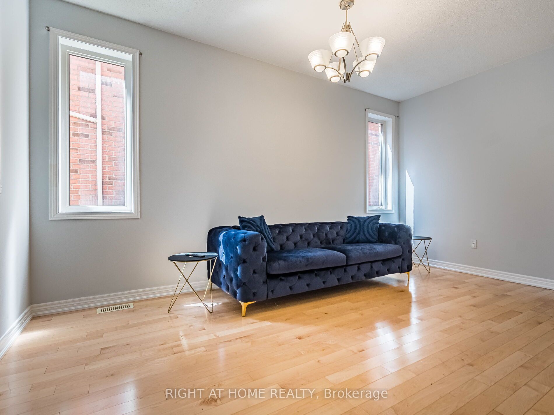 23 Glendarling Crescent