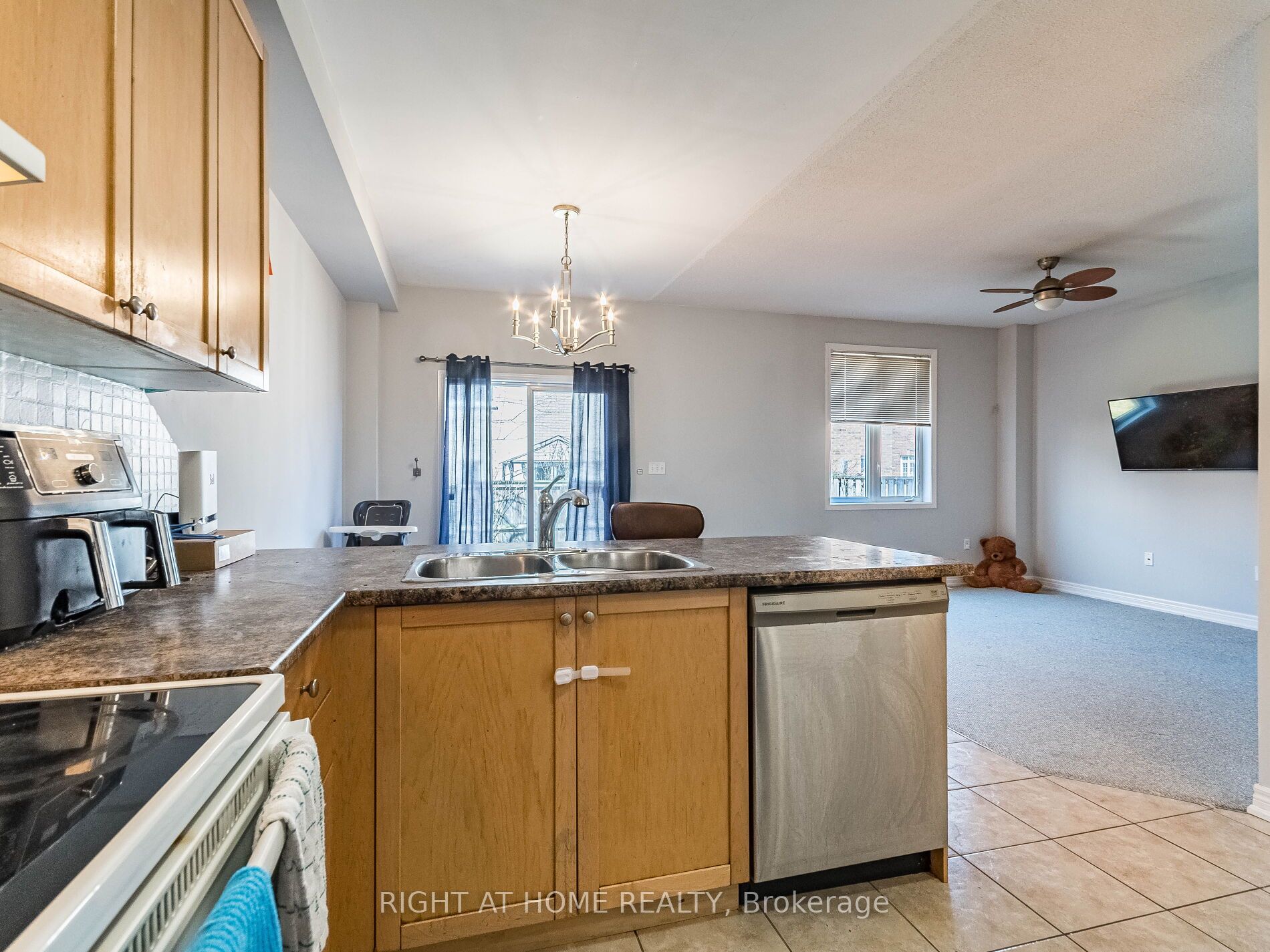 23 Glendarling Crescent