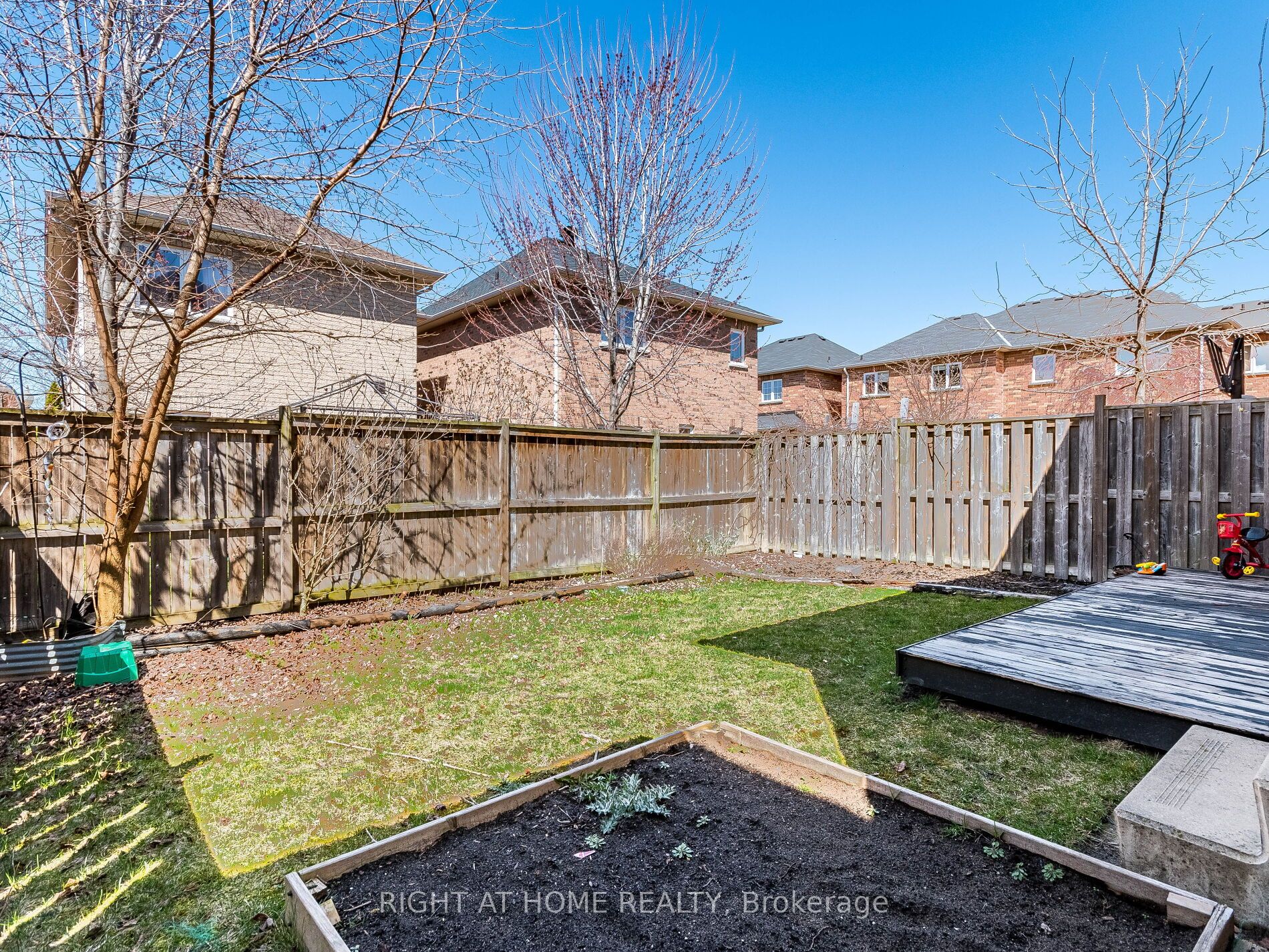23 Glendarling Crescent