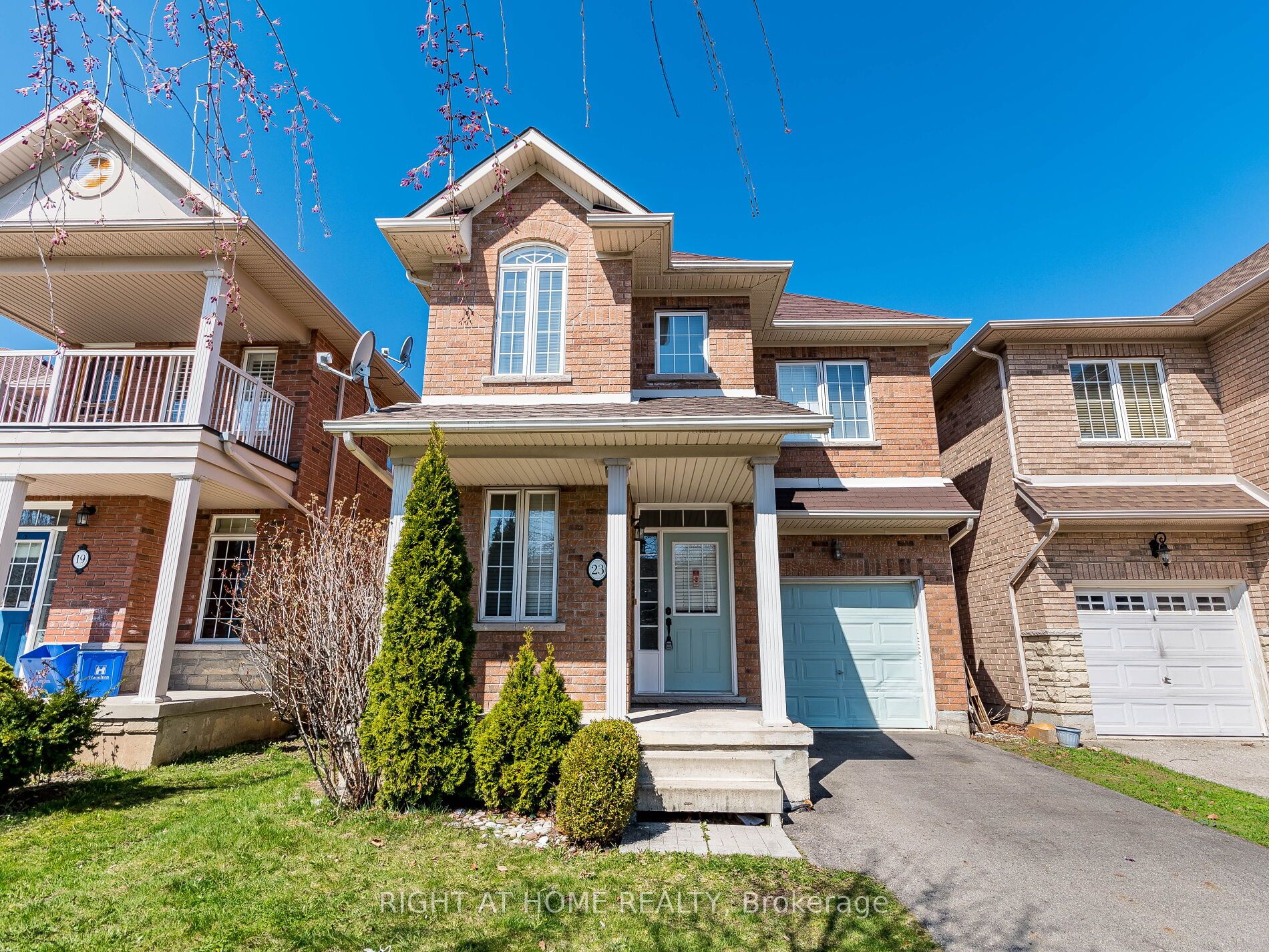 23 Glendarling Crescent