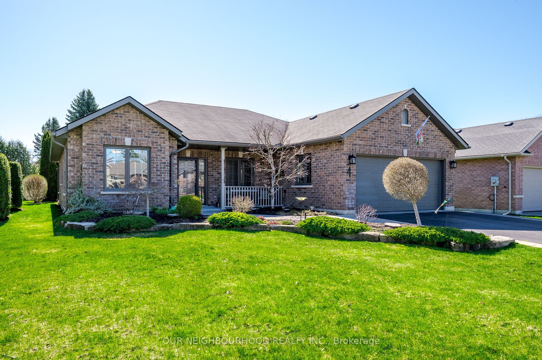 4 Hickory Court