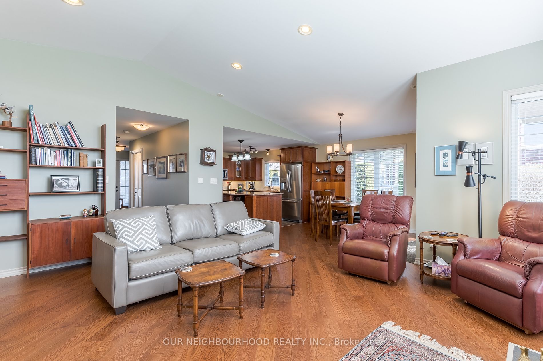 4 Hickory Court