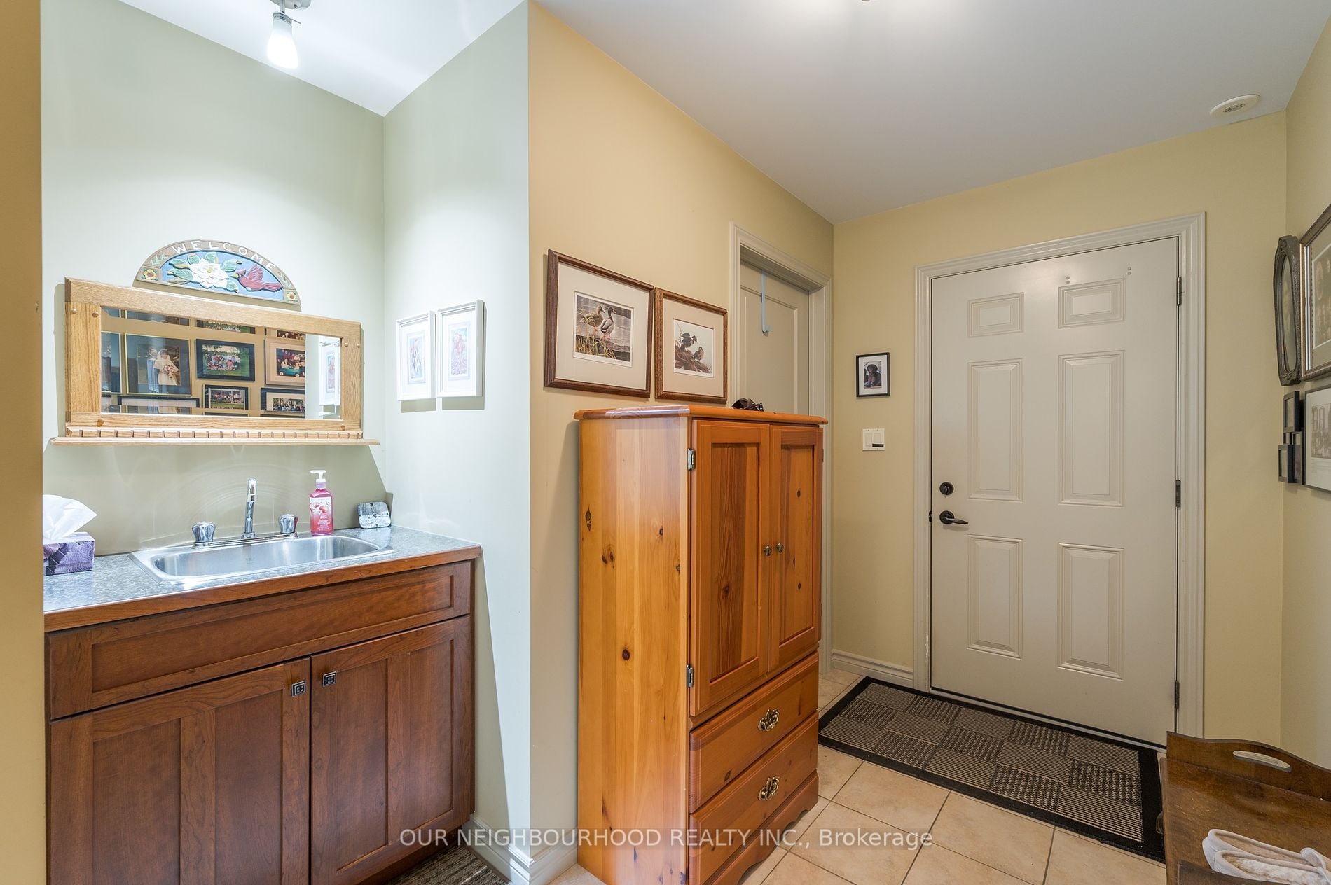 4 Hickory Court