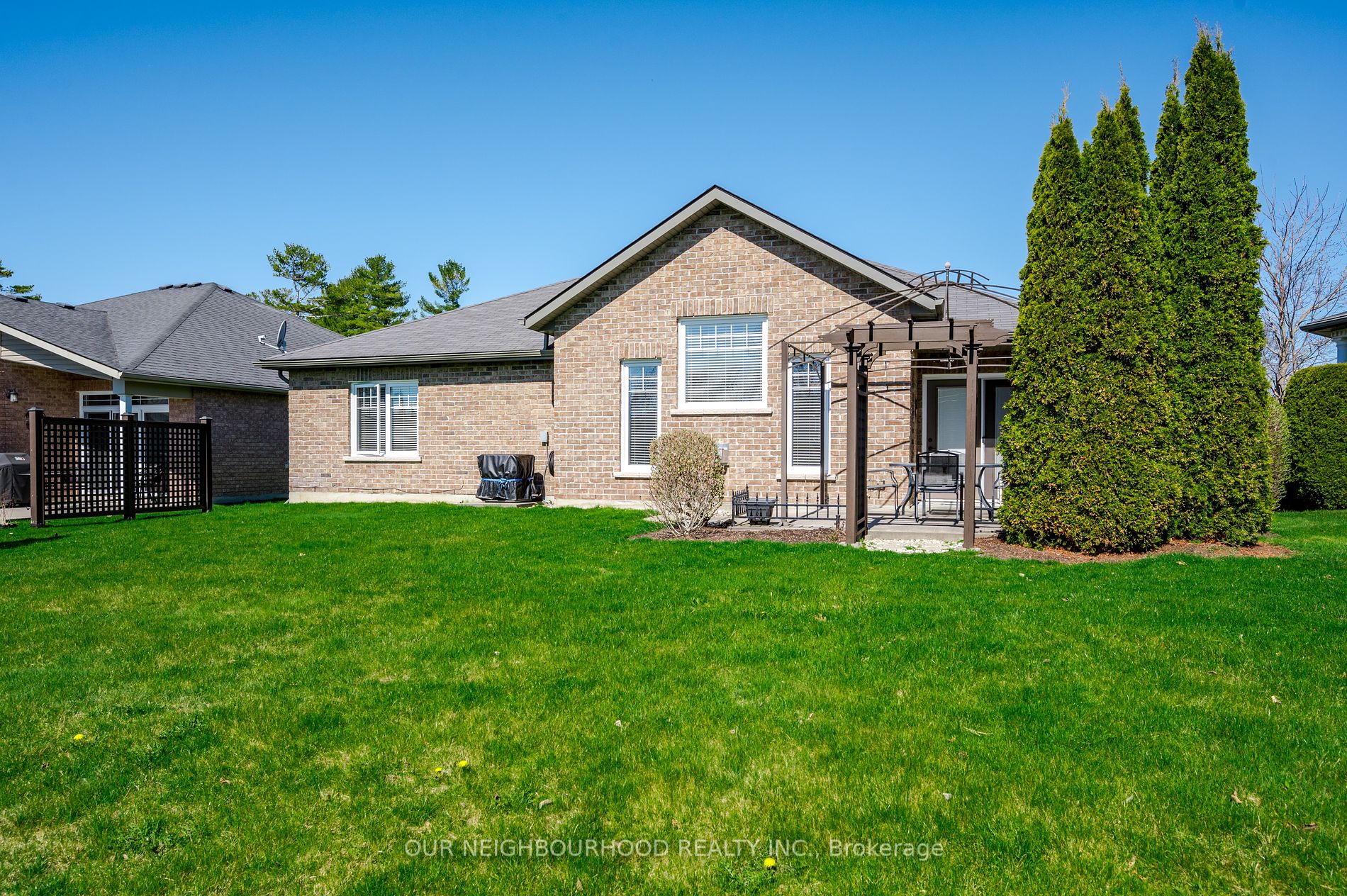 4 Hickory Court