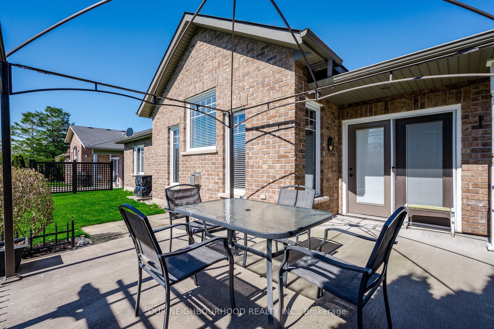 4 Hickory Court