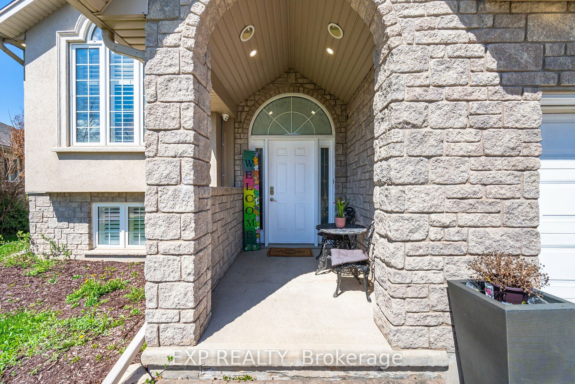 8207 Beaver Glen Dr