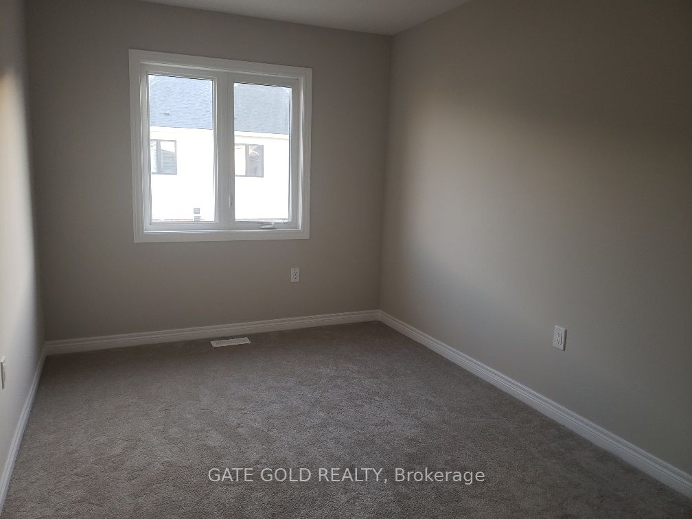 30 Mia Dr, #10