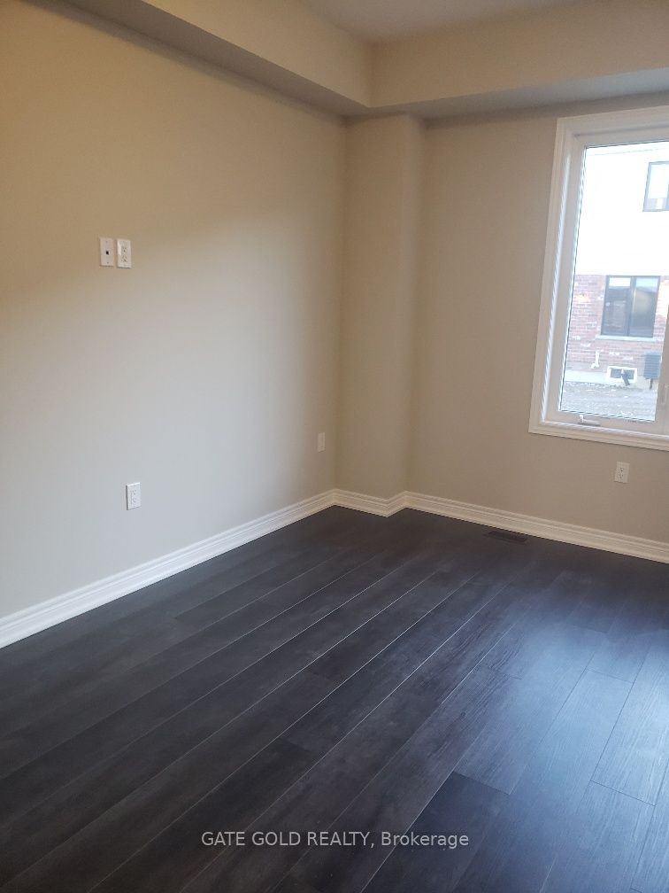 30 Mia Dr, #10
