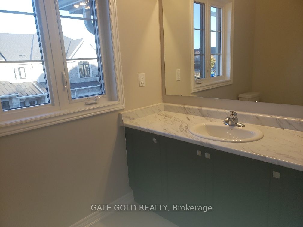 30 Mia Dr, #10