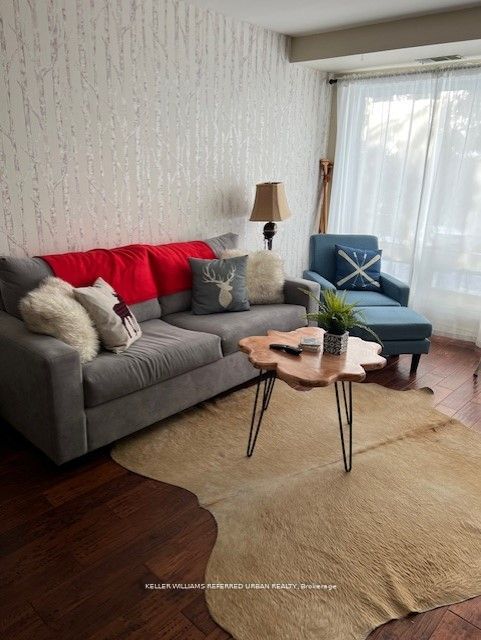27 Turner Drive, #14