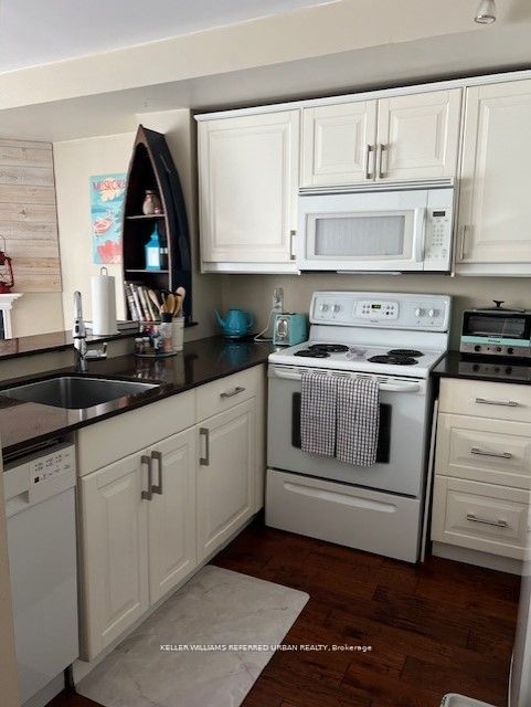 27 Turner Drive, #14