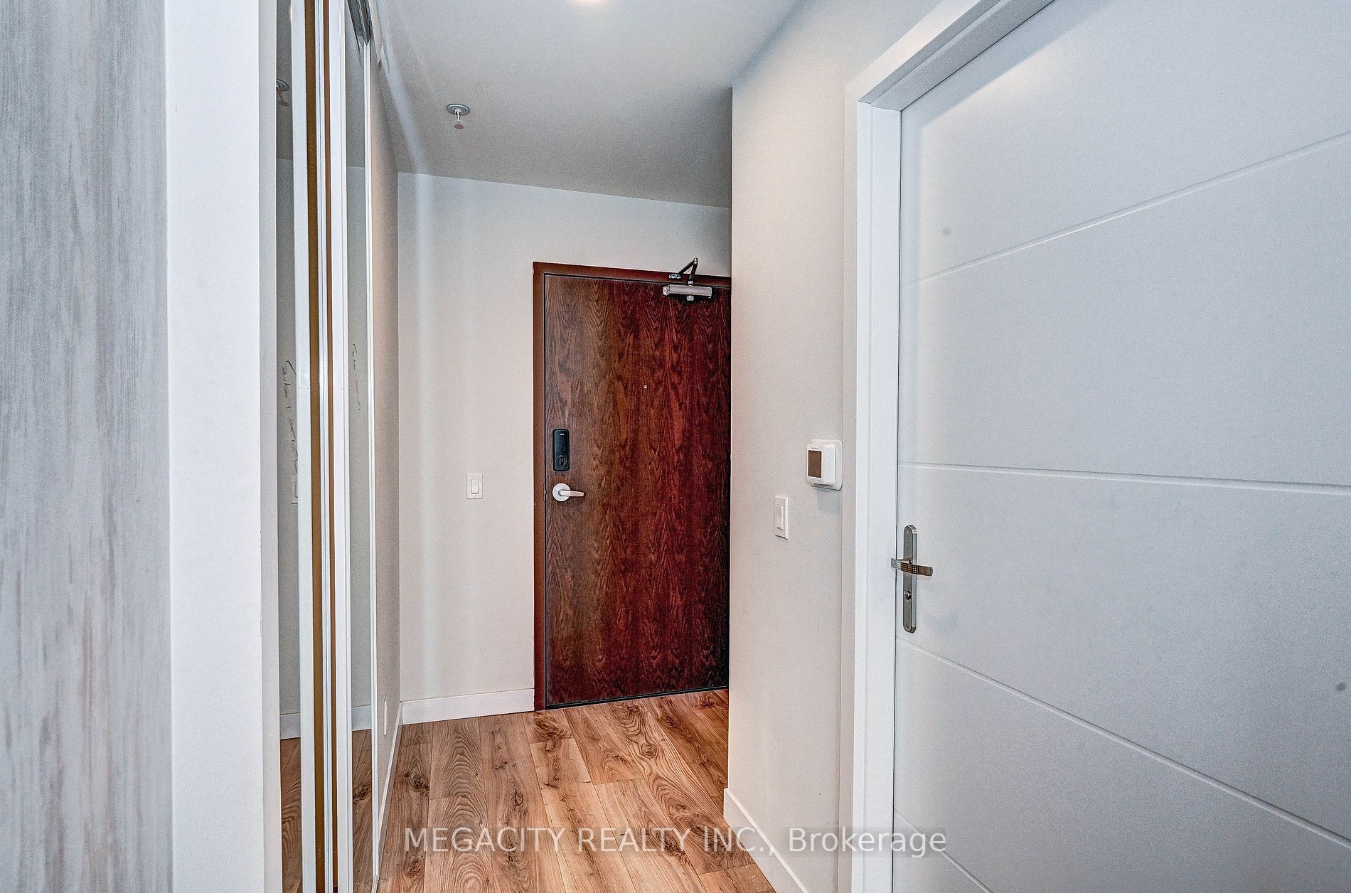 60 Frederick Street #305