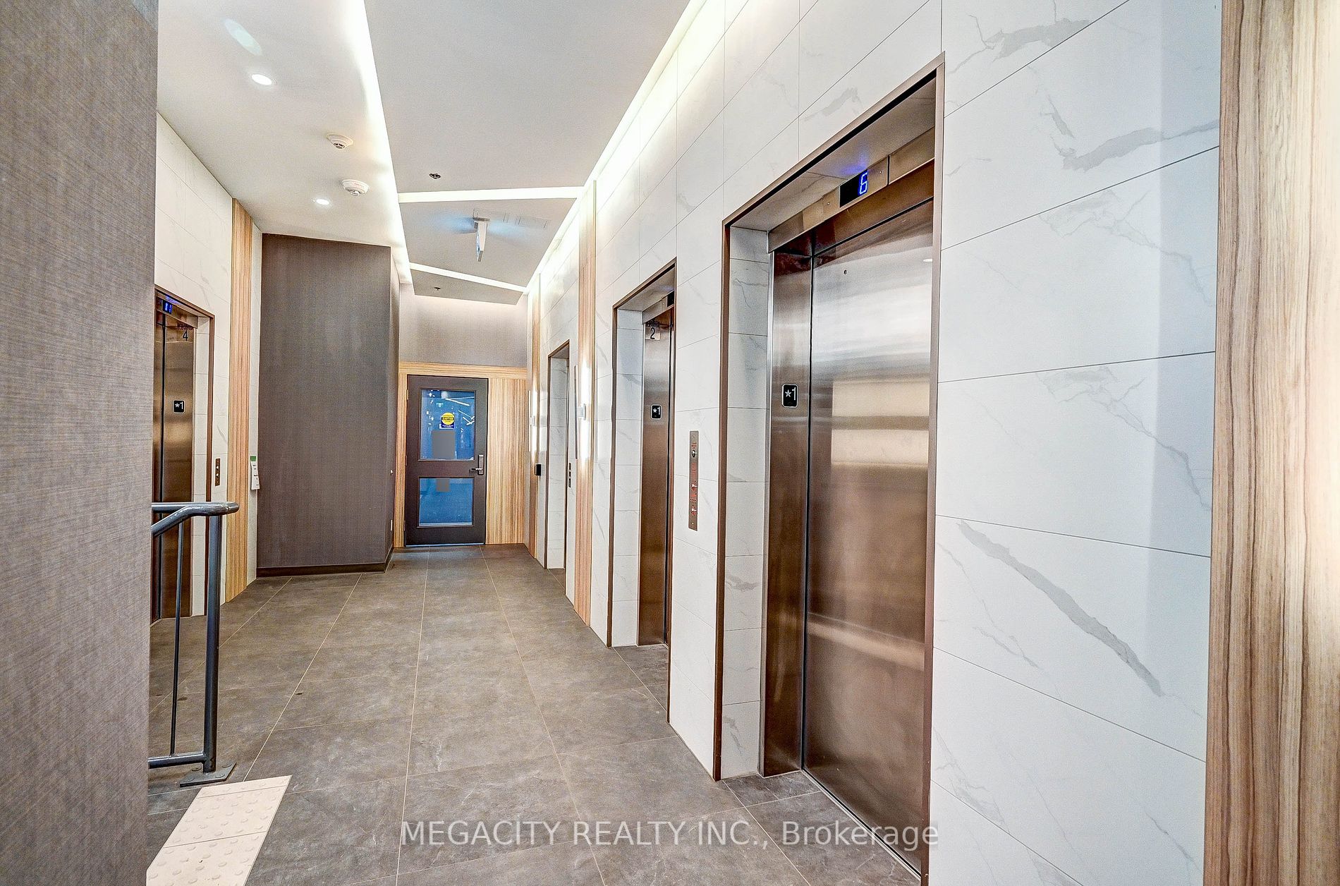 60 Frederick Street #305