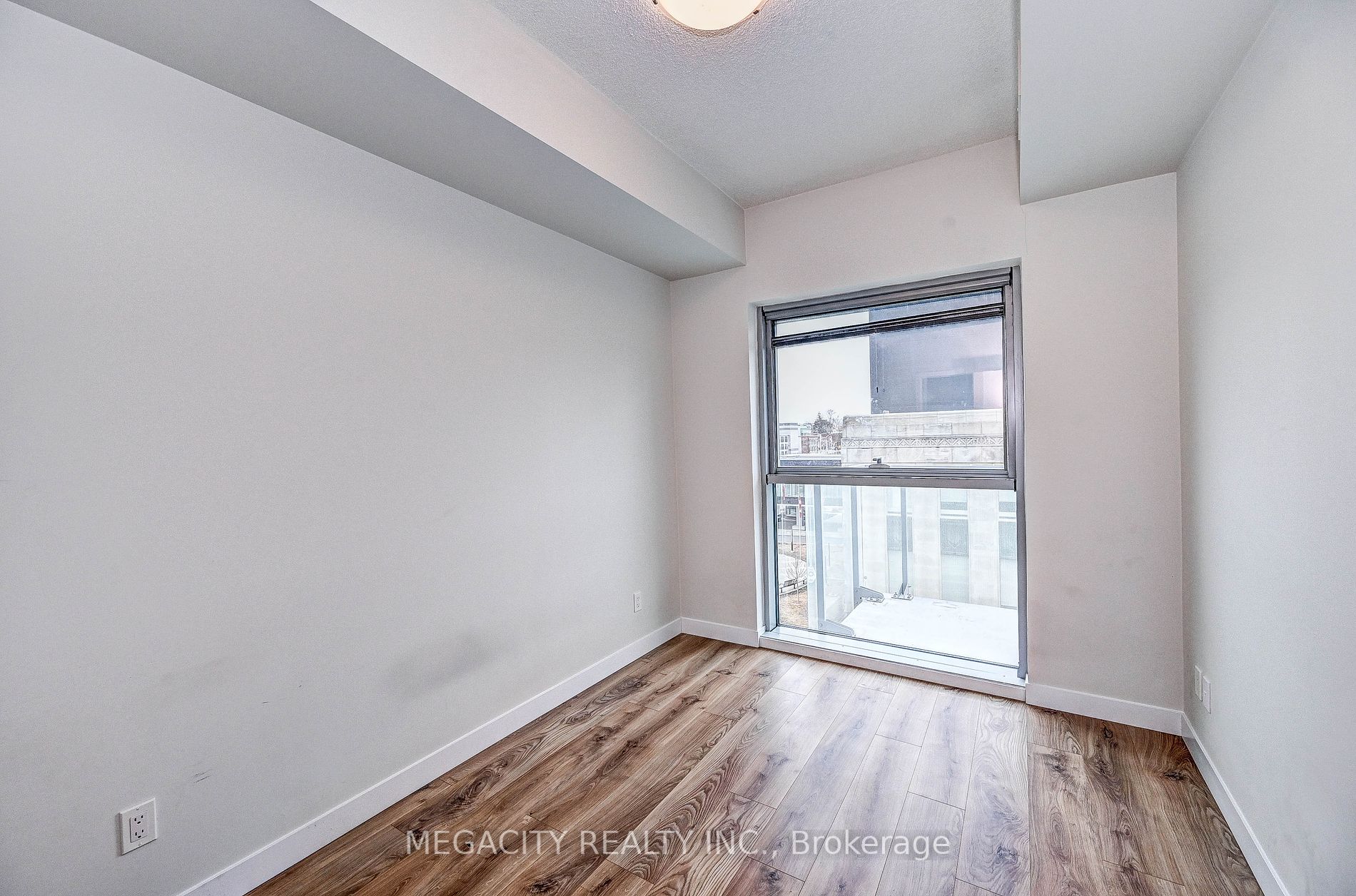 60 Frederick Street #305