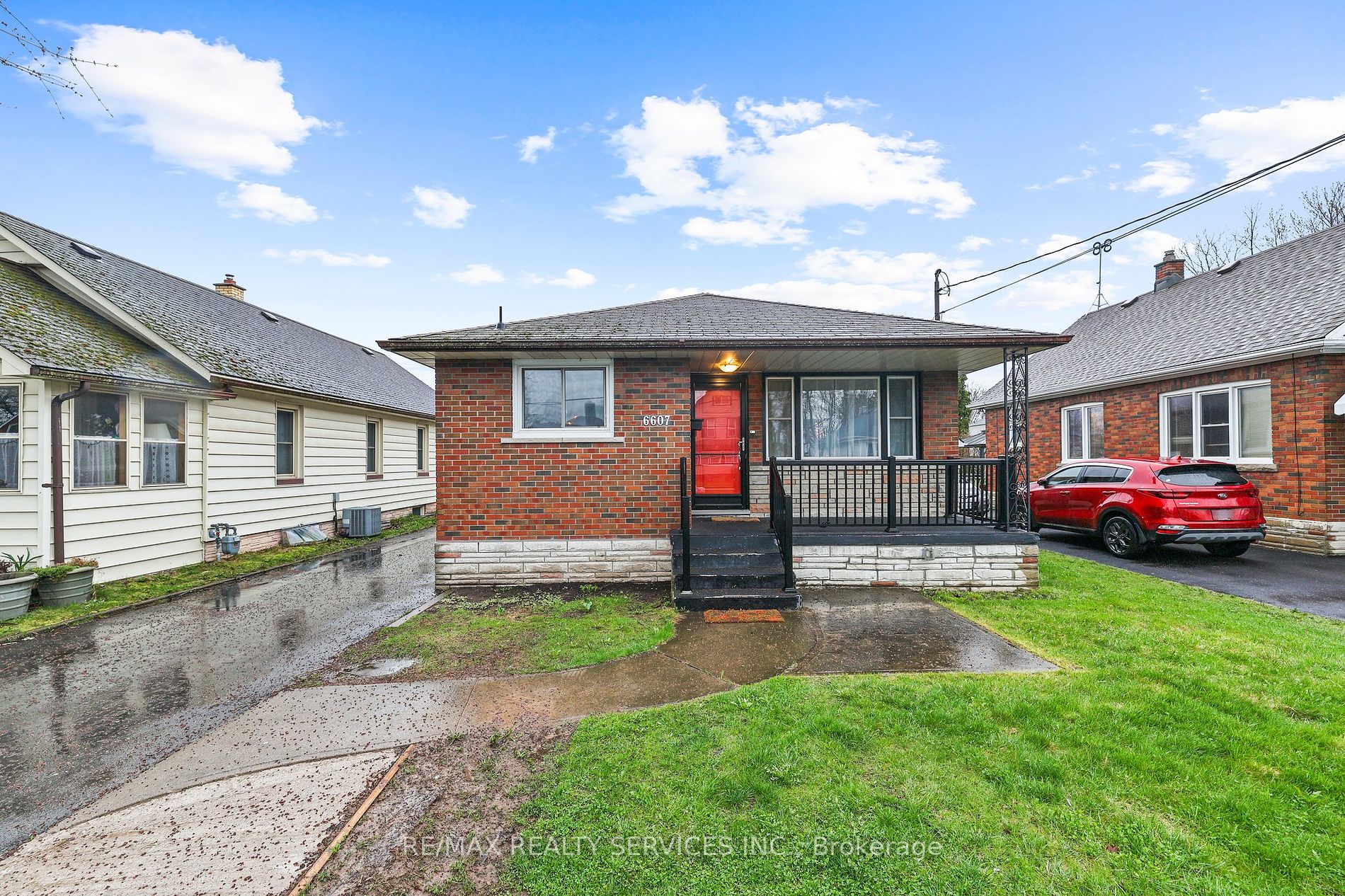 6607 Orchard Avenue