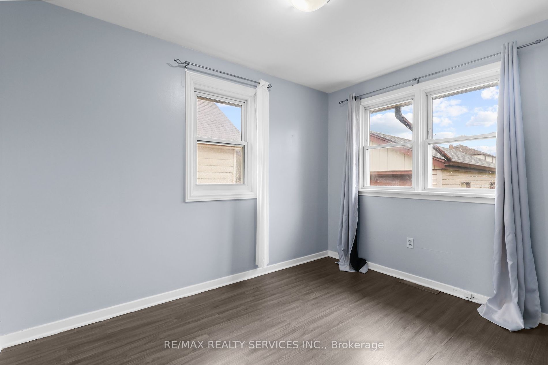 6607 Orchard Avenue