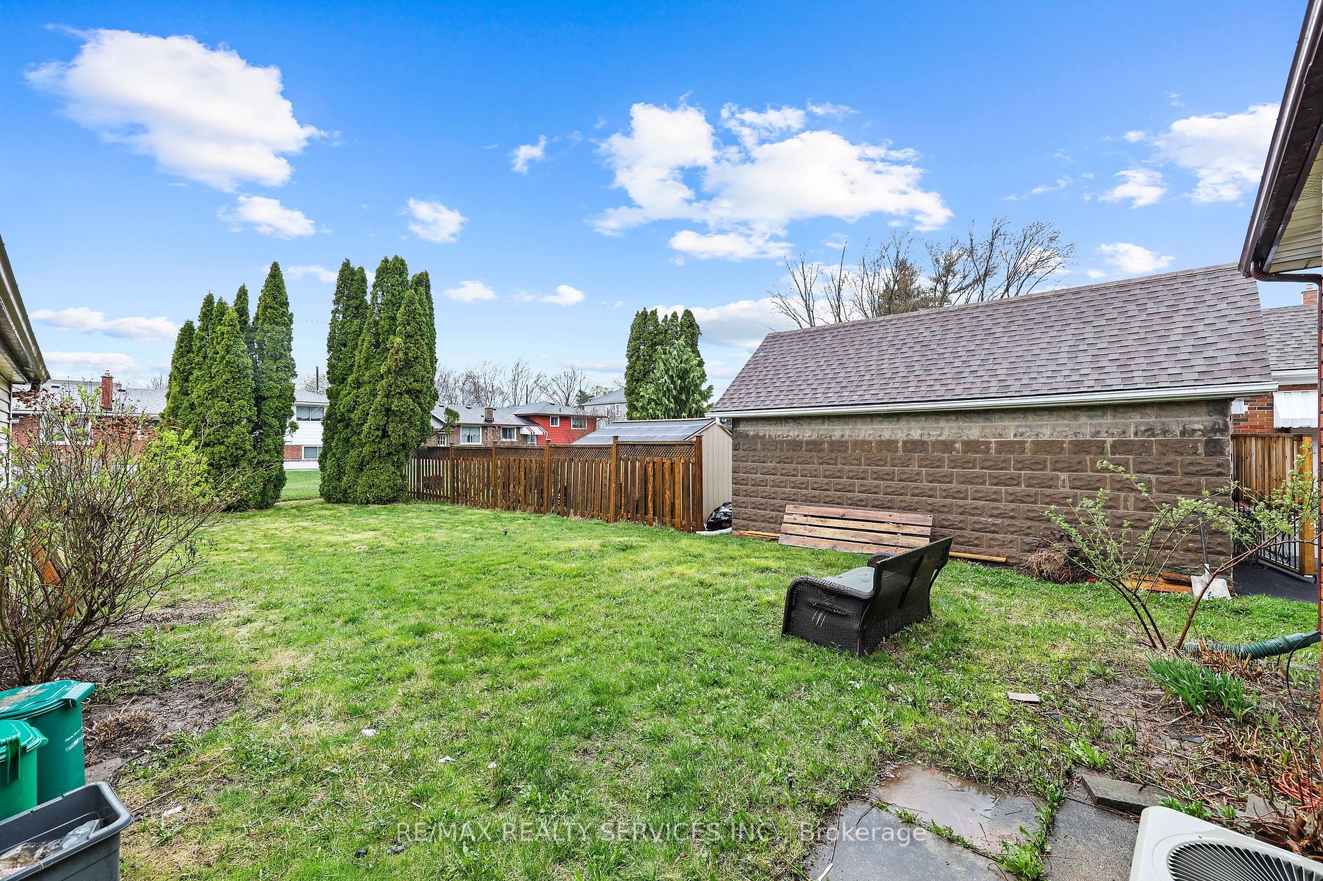 6607 Orchard Avenue