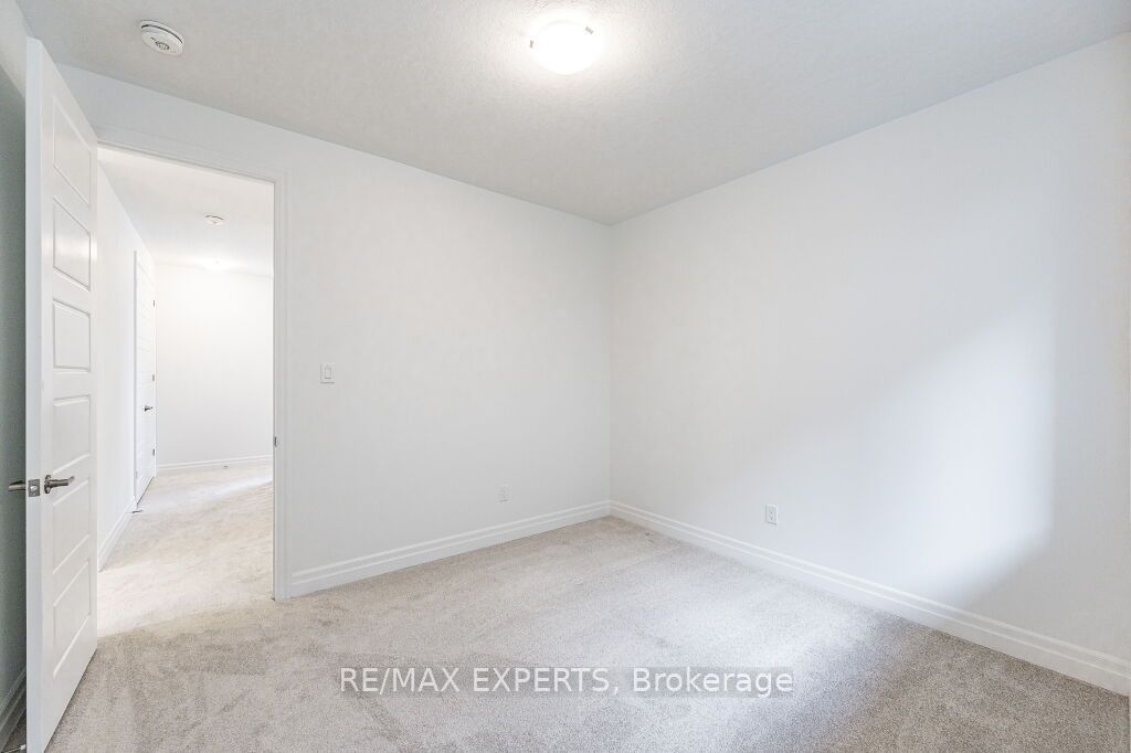 177 Rosenberg Way