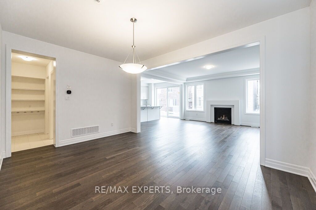 177 Rosenberg Way