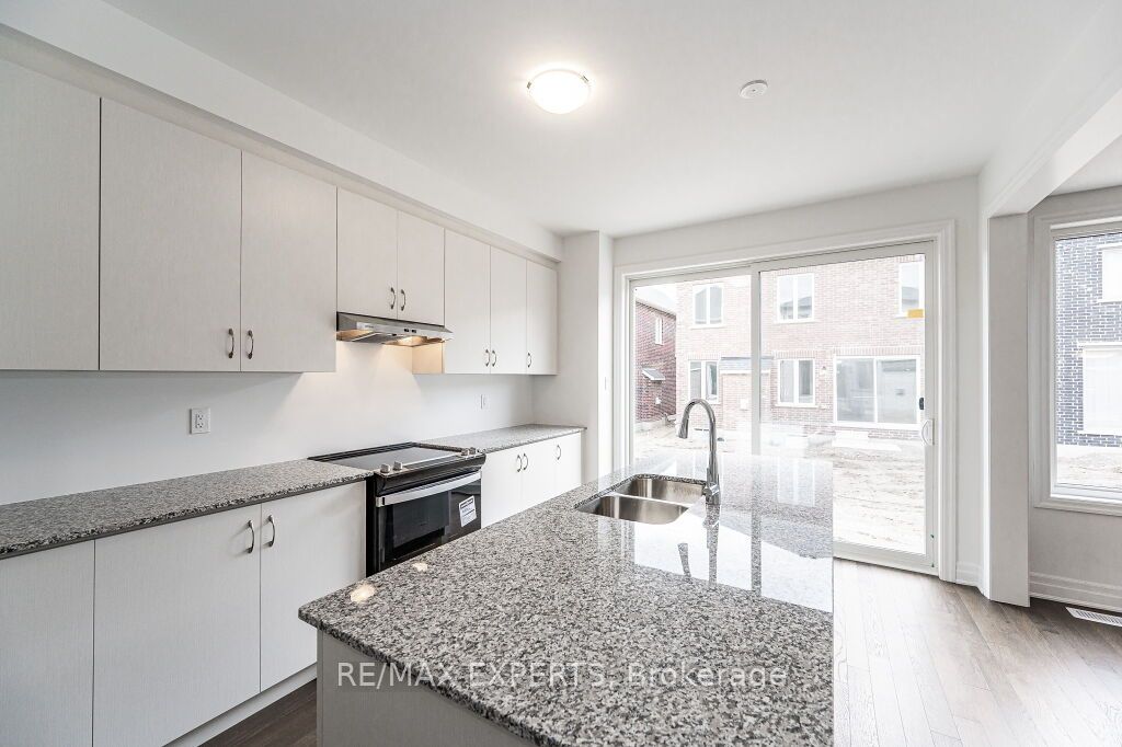 177 Rosenberg Way