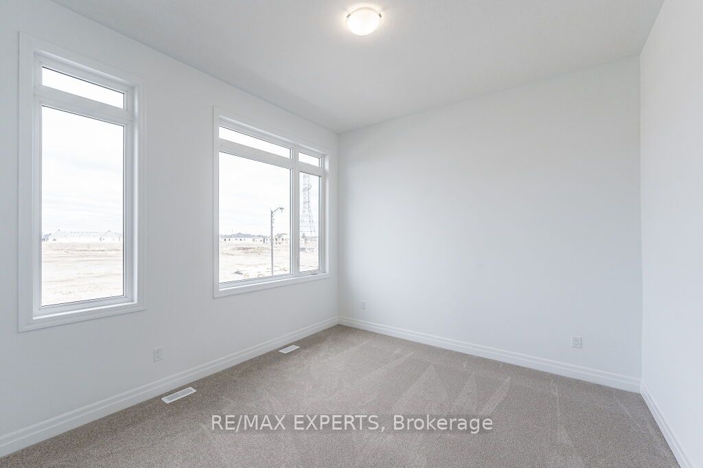 177 Rosenberg Way