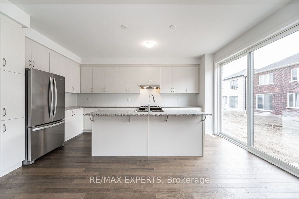 177 Rosenberg Way