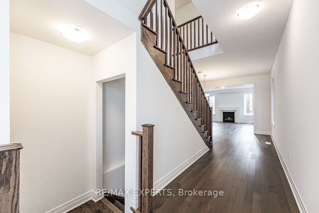 177 Rosenberg Way