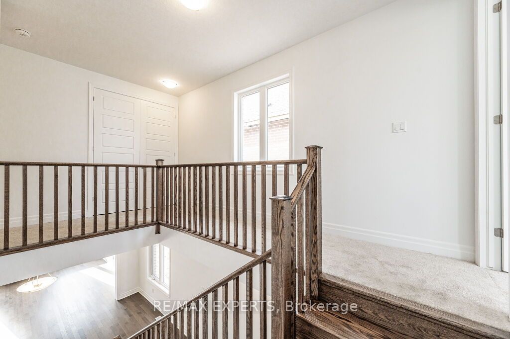 177 Rosenberg Way