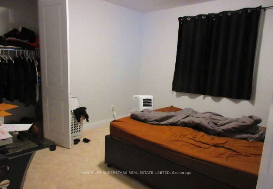 795 QUEENSTON Boulevard