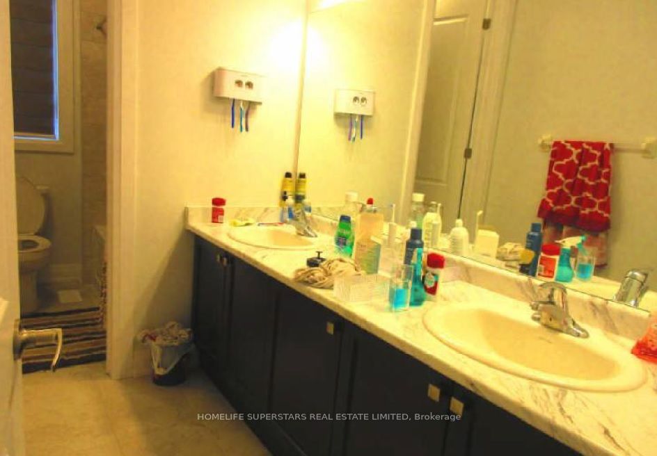 795 QUEENSTON Boulevard