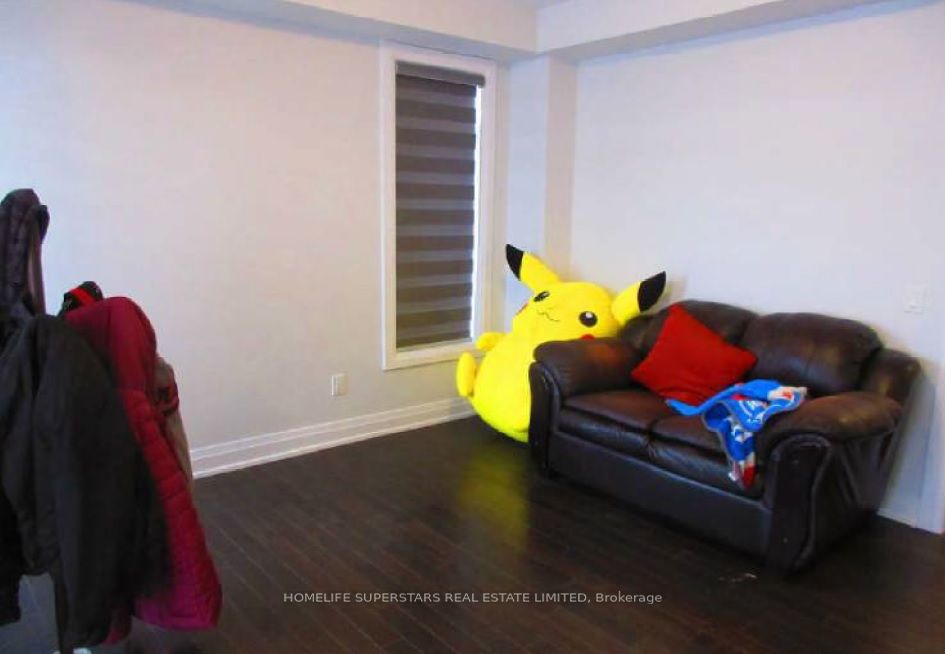 795 QUEENSTON Boulevard