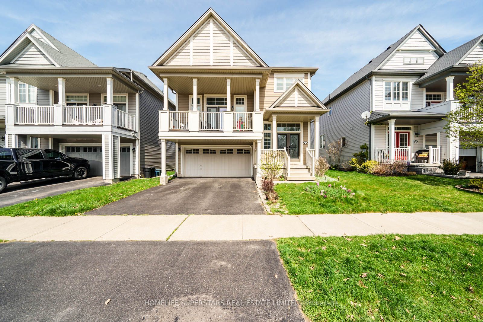 84 Lambert Crescent