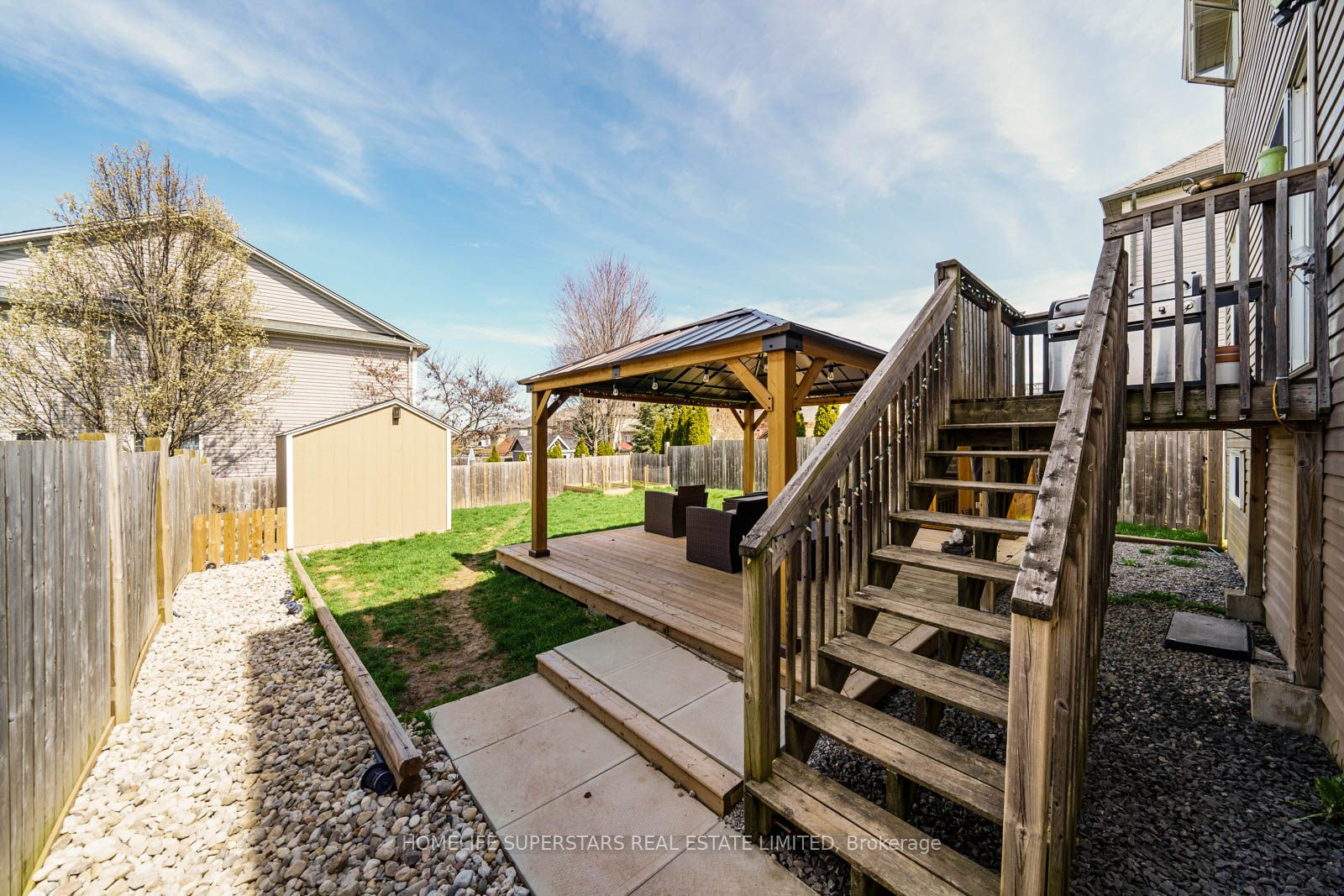 84 Lambert Crescent