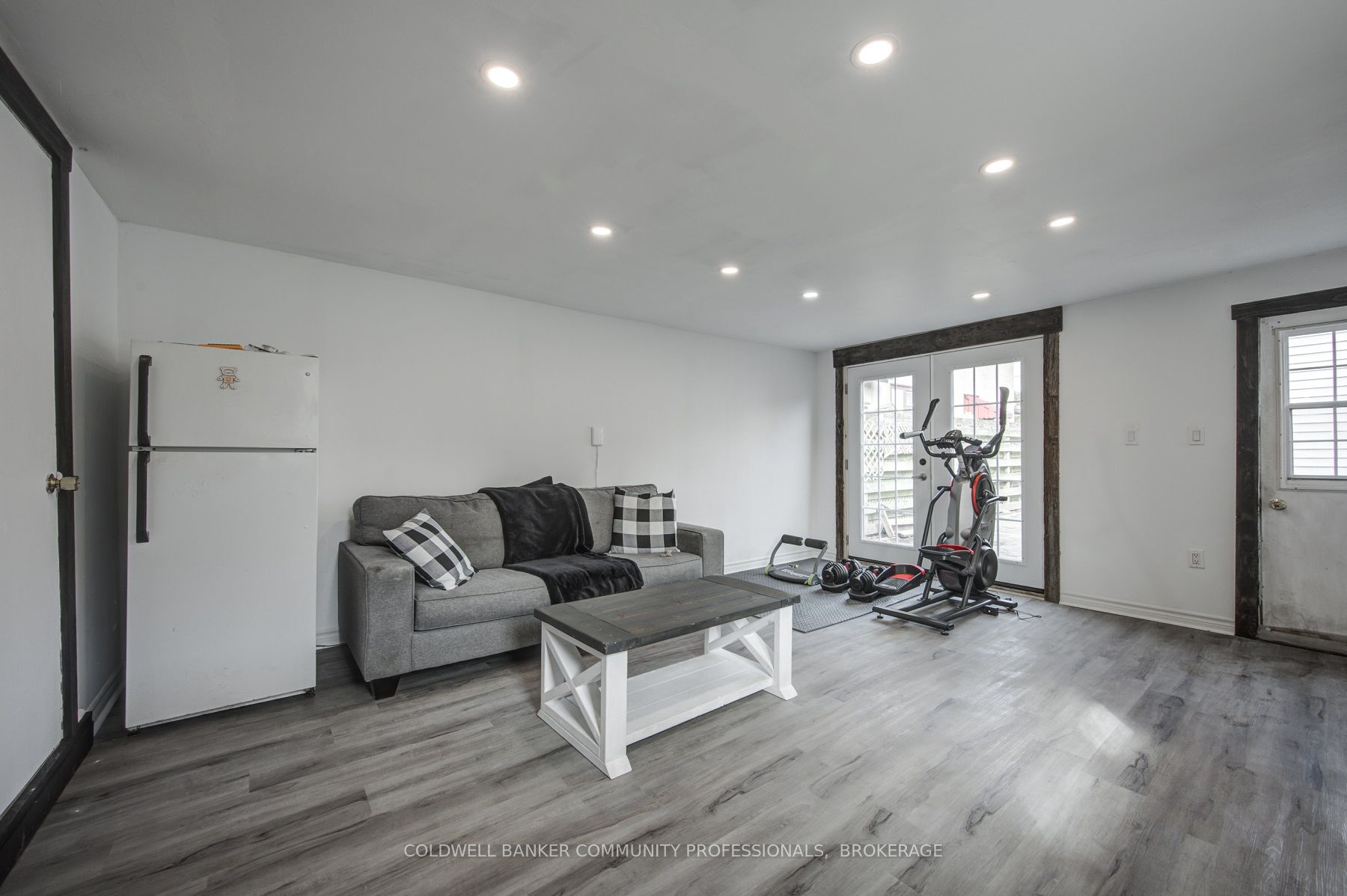 632 STEELE Street