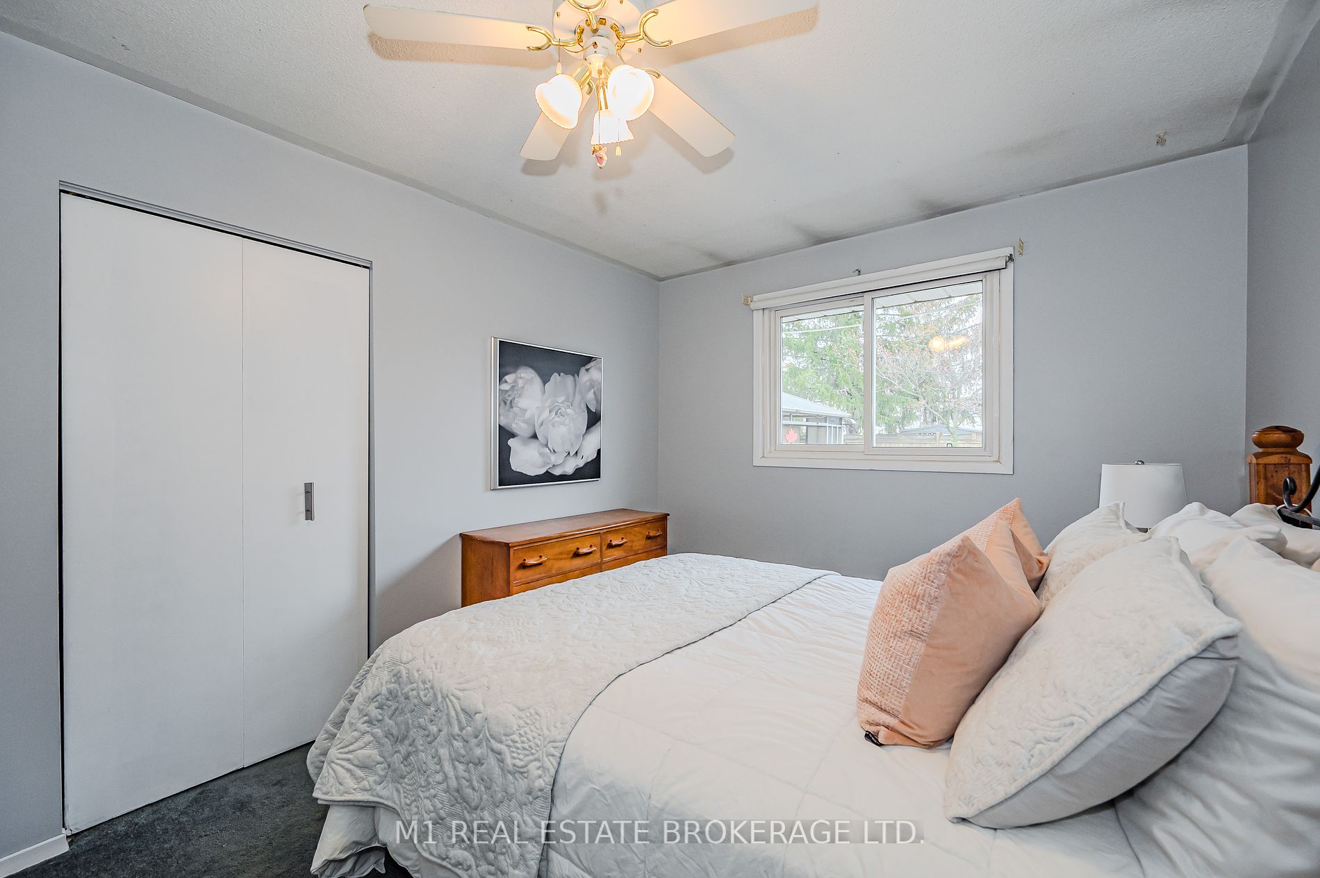 36 Upton Cres