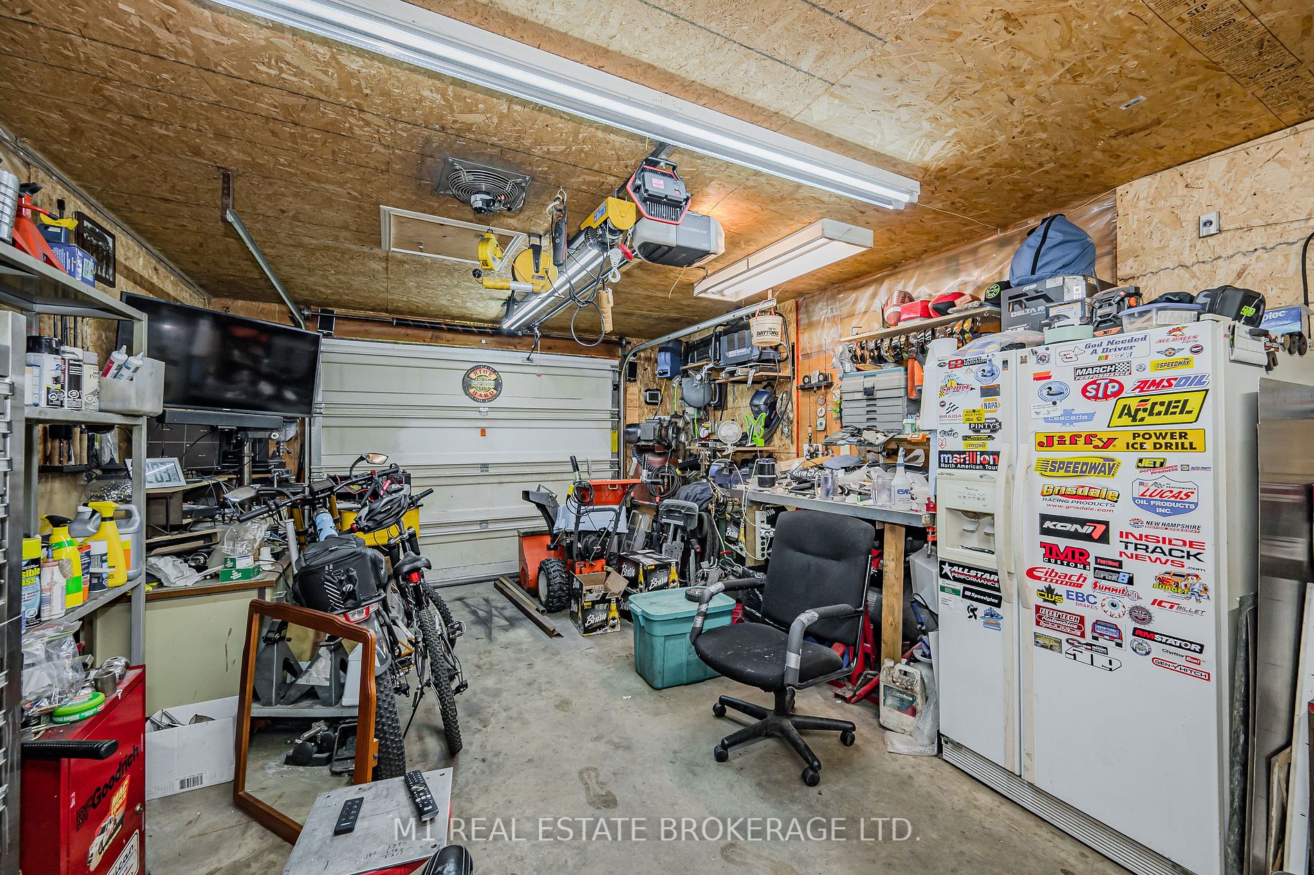36 Upton Cres