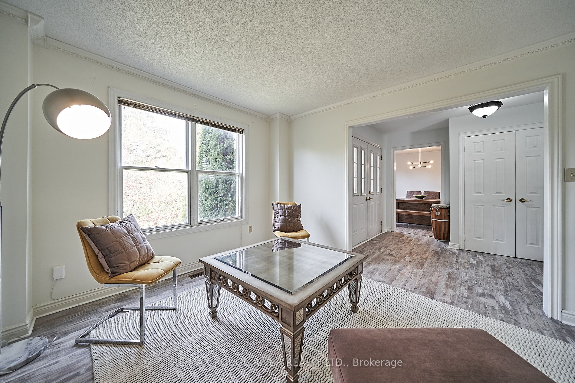41 Ravine Drive