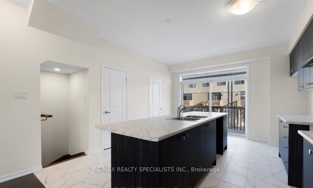 233 Gillespie Dr