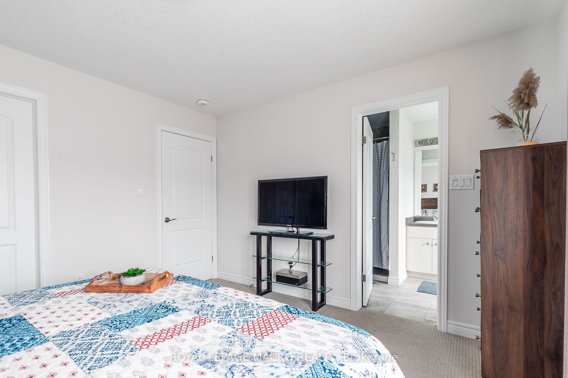 98 Shoreview Place, #45