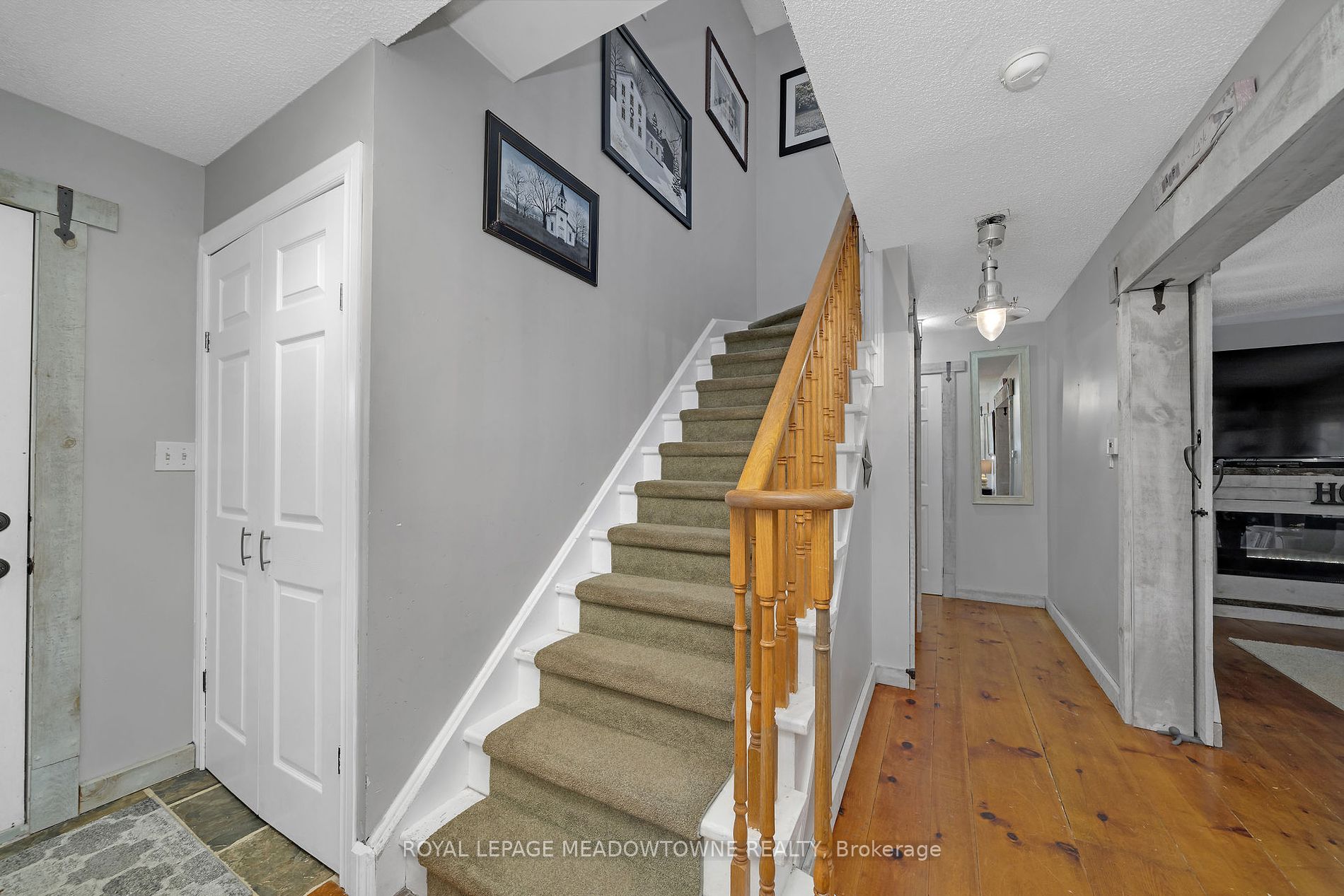 144 Leeson Street S