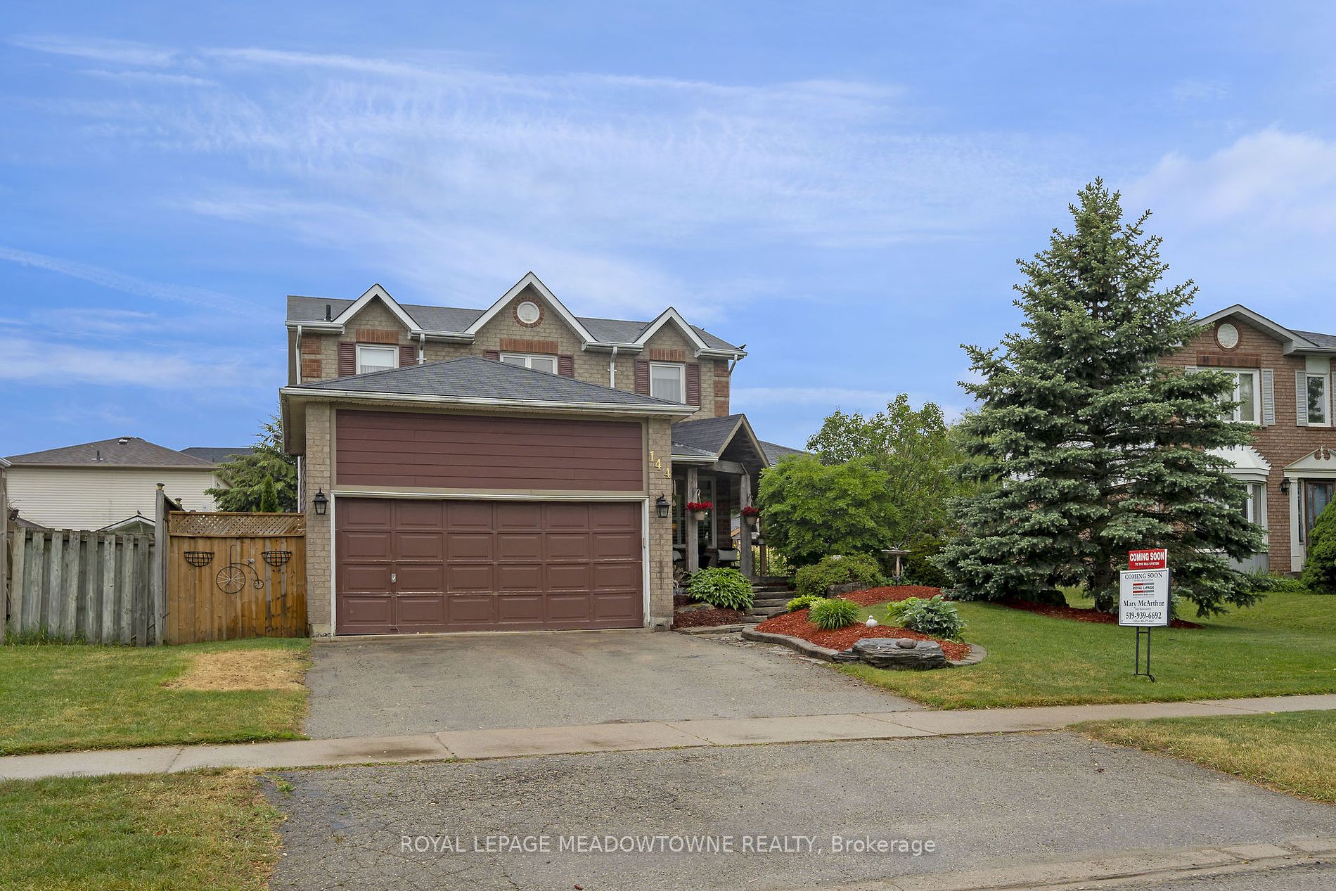 144 Leeson Street S