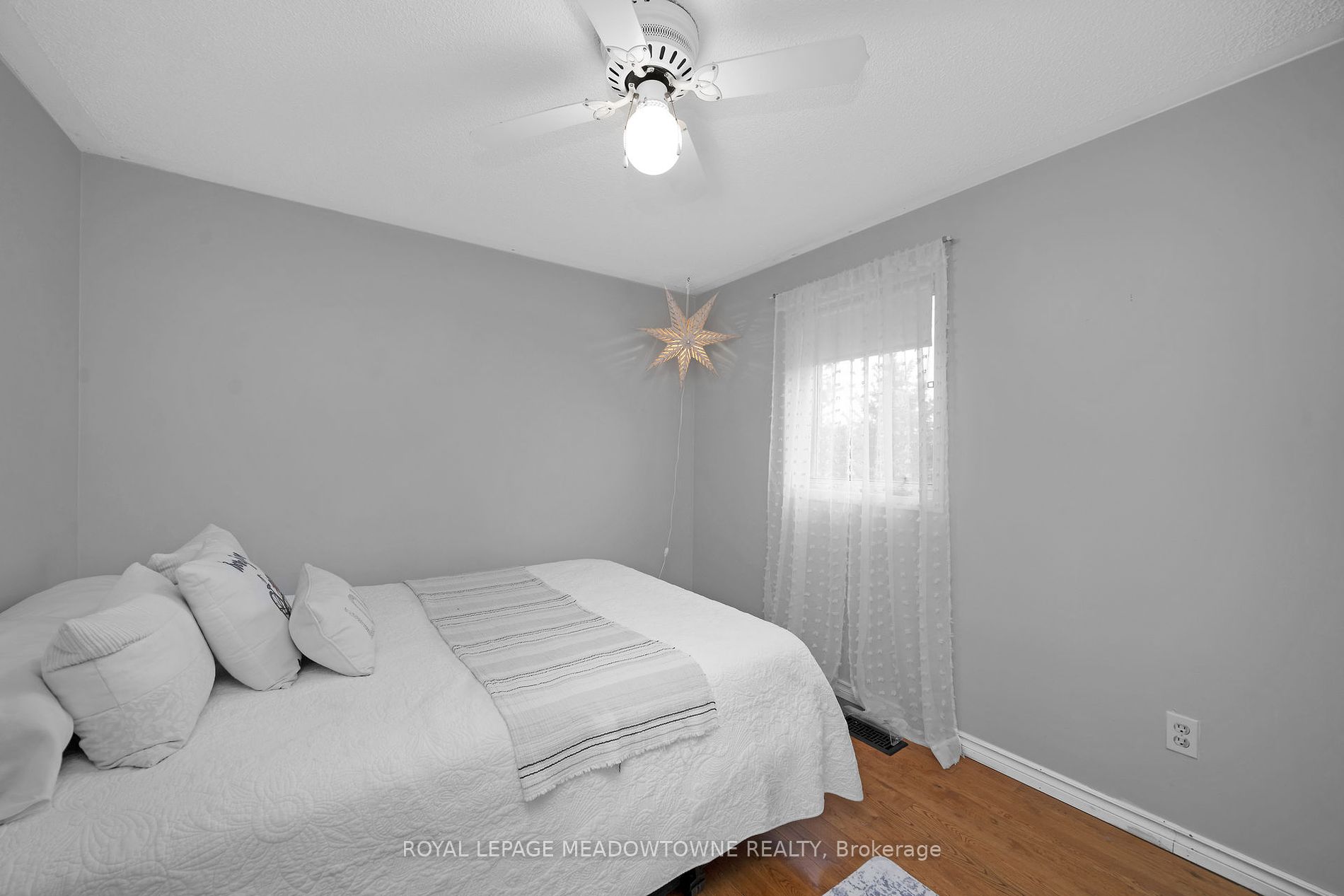 144 Leeson Street S