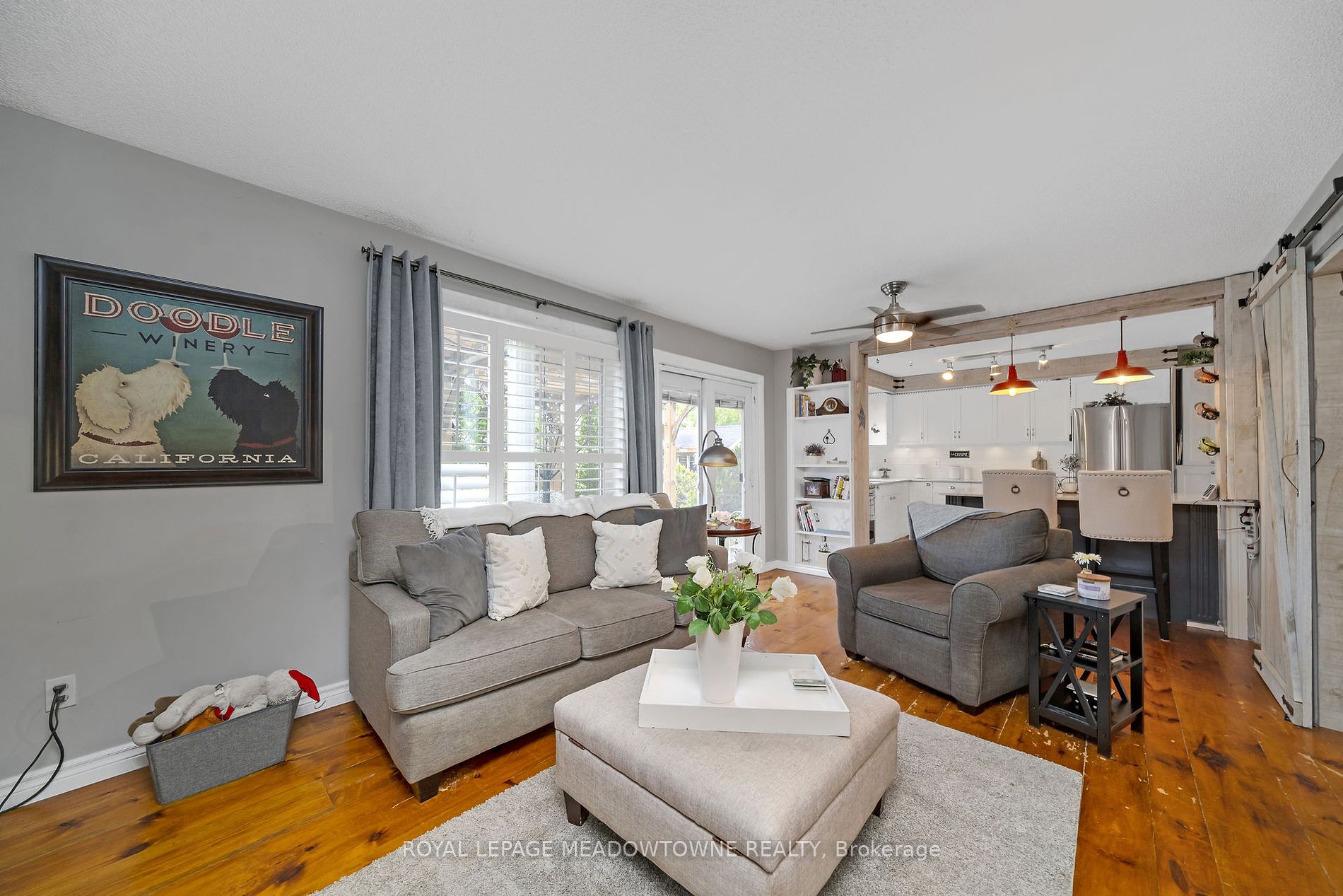 144 Leeson Street S